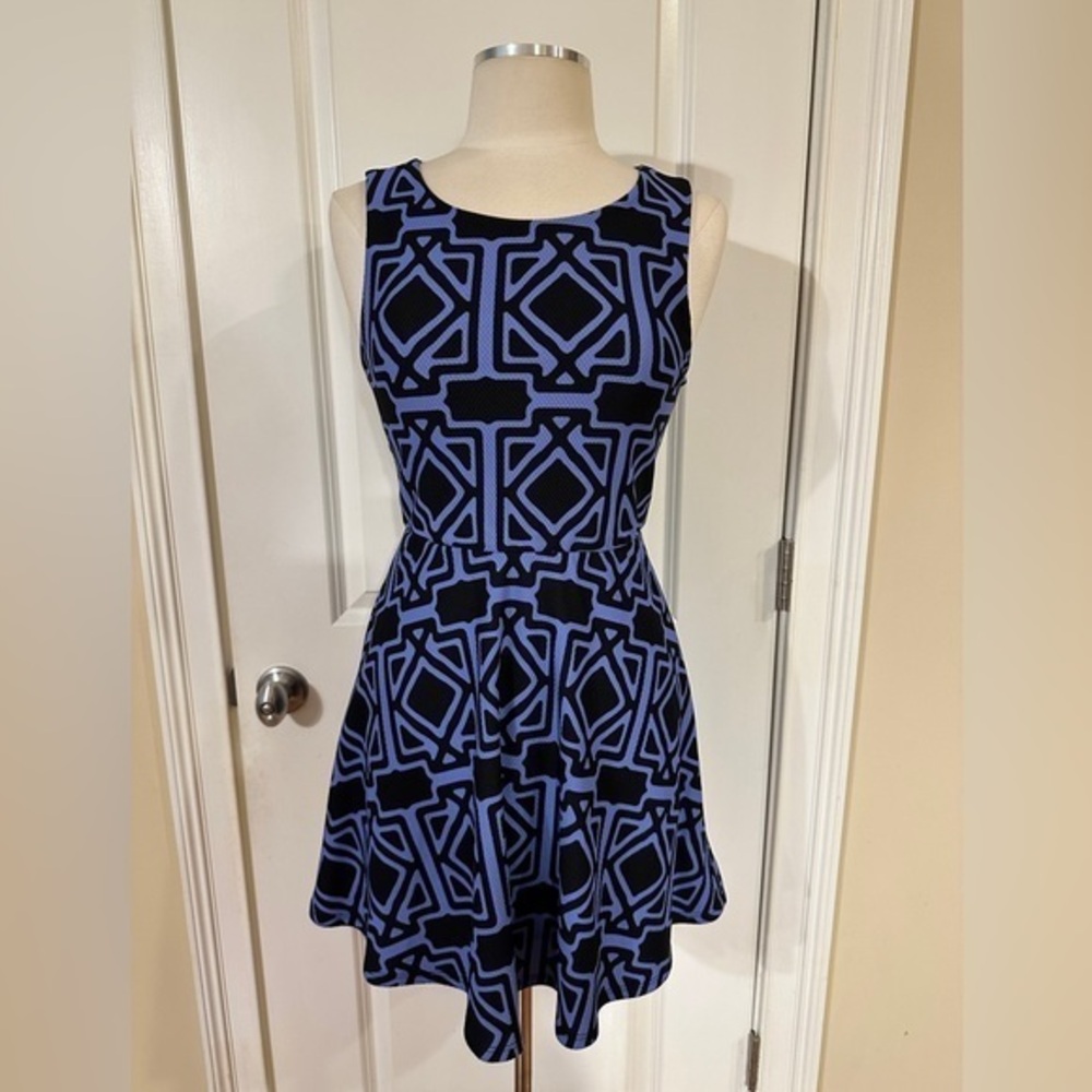 Bold Periwinkle & Black Abstract Fit-and-Flare Mini Dress | Girls Size M